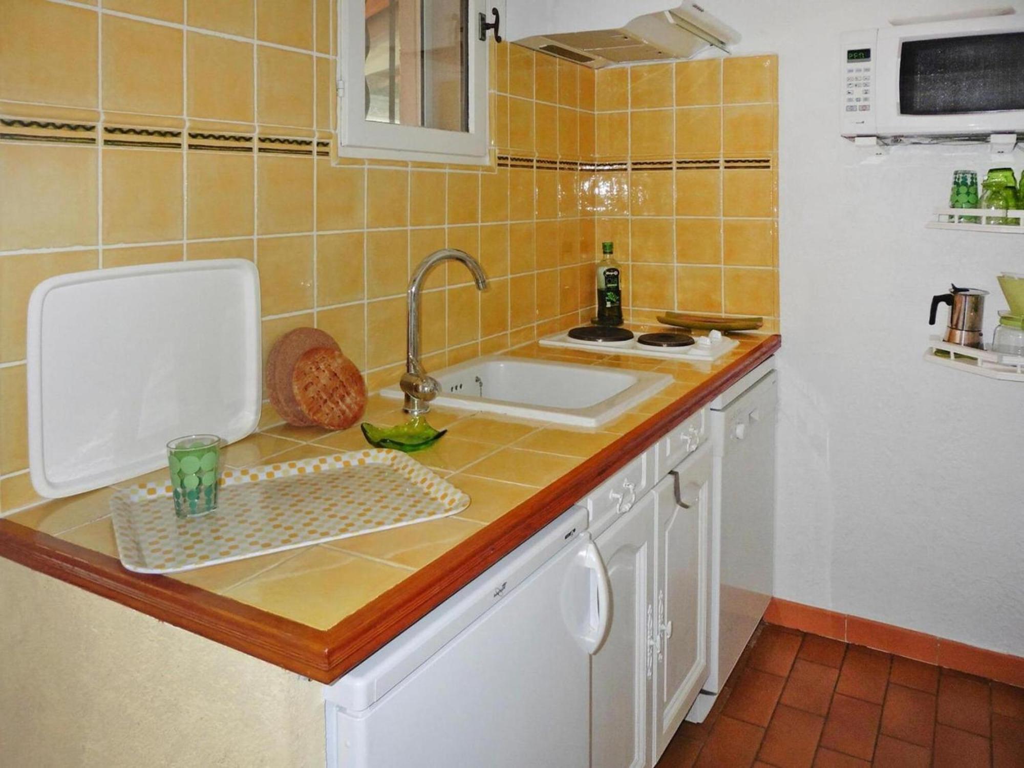Pretty Tiny House With Sea View, Le Lavandou Buitenkant foto